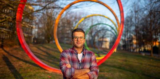 Ein Portrait Jun.-Prof. Dr. Vahid Farrahis